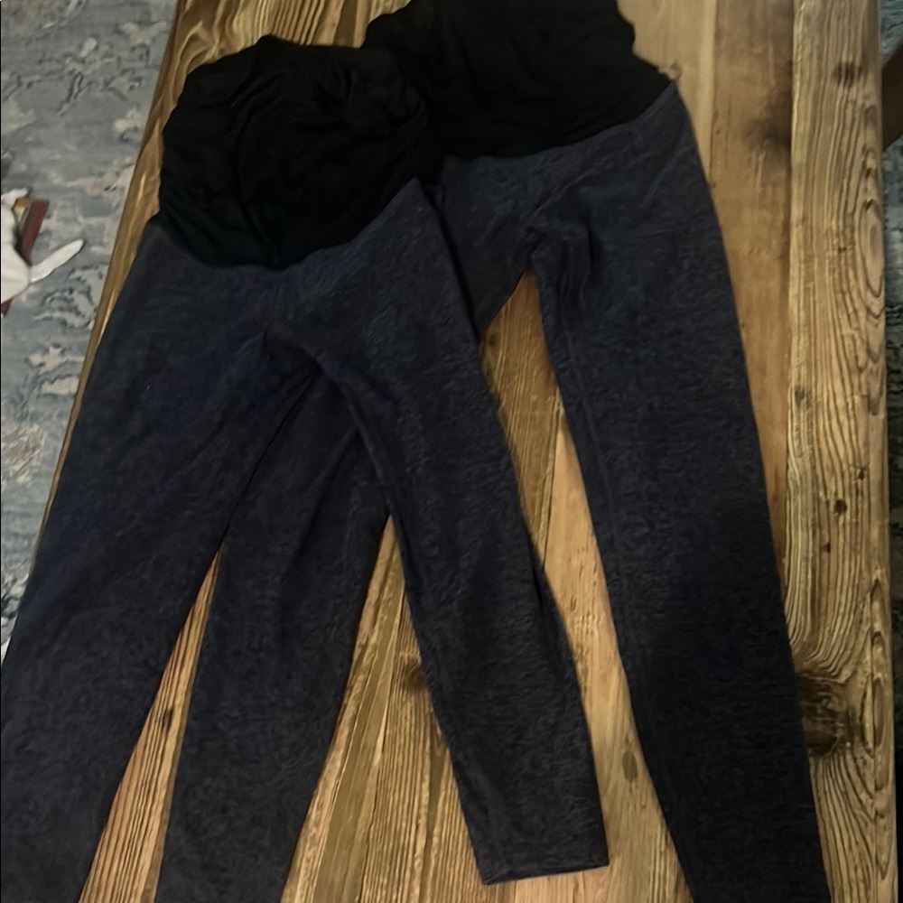 Beyond the Bump Black and Gray spacedye maternity Leggings - Sz S